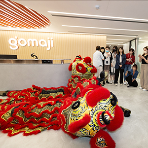 Gomaji