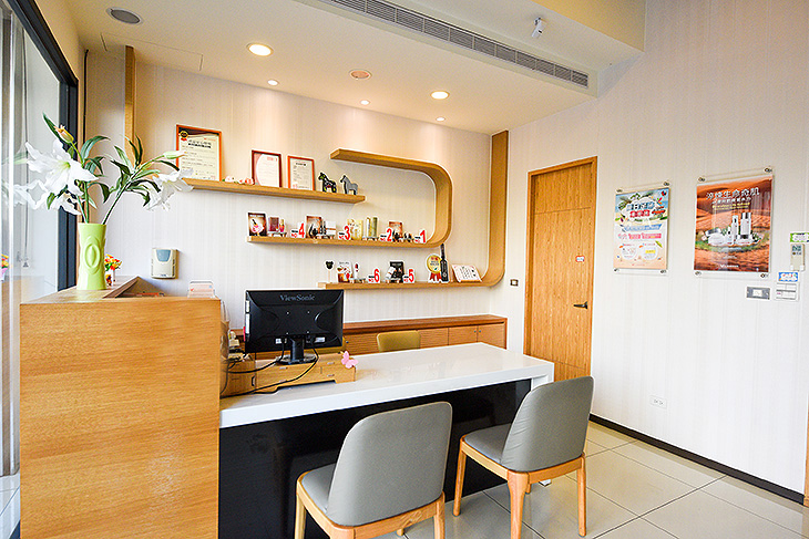 新竹按摩推薦，佐登妮絲新竹水源店諮詢處