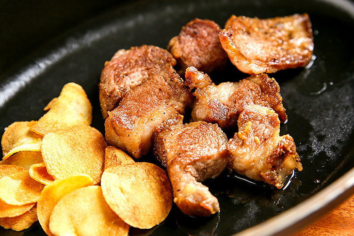 高級鐵板燒推薦，犇牛肉食堂伊比利肋眼豬排