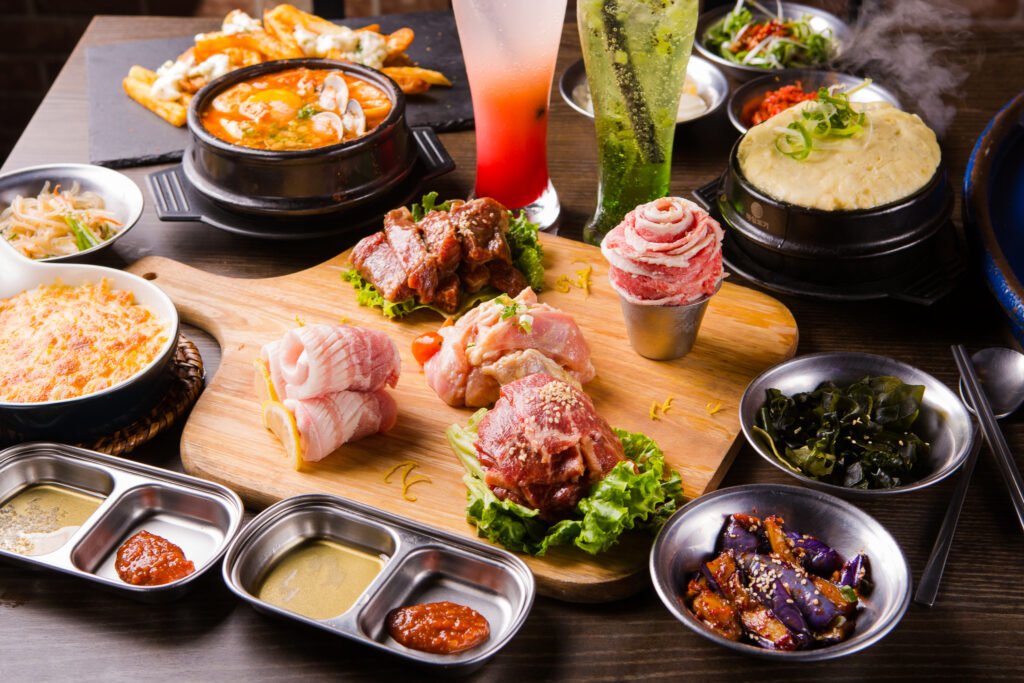 台中韓式料理推薦，笨豬跳韓式燒肉餐點