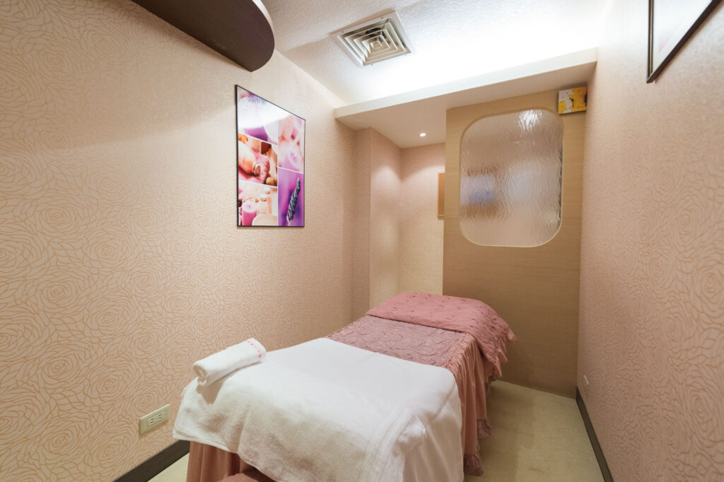 2020美容店家推薦，真女人美容美胸美體工作空間