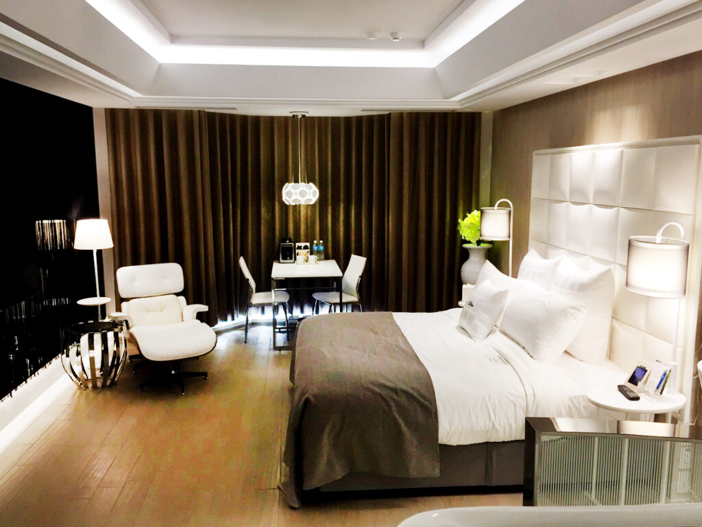 桃園汽車旅館推薦，六星motel土星房型