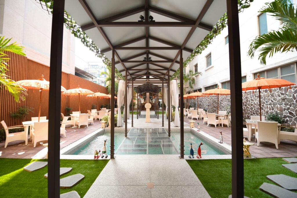 文青風台南民宿推薦，沐府海旅MOVE Resort&spa南洋風擺設
