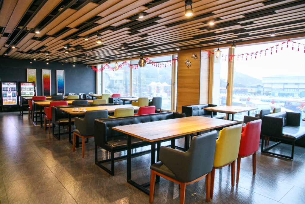 2019熱銷餐廳推薦,薆悅酒店野柳渡假館-FISHERMAN’S KITCHEN漁人廚房擺設