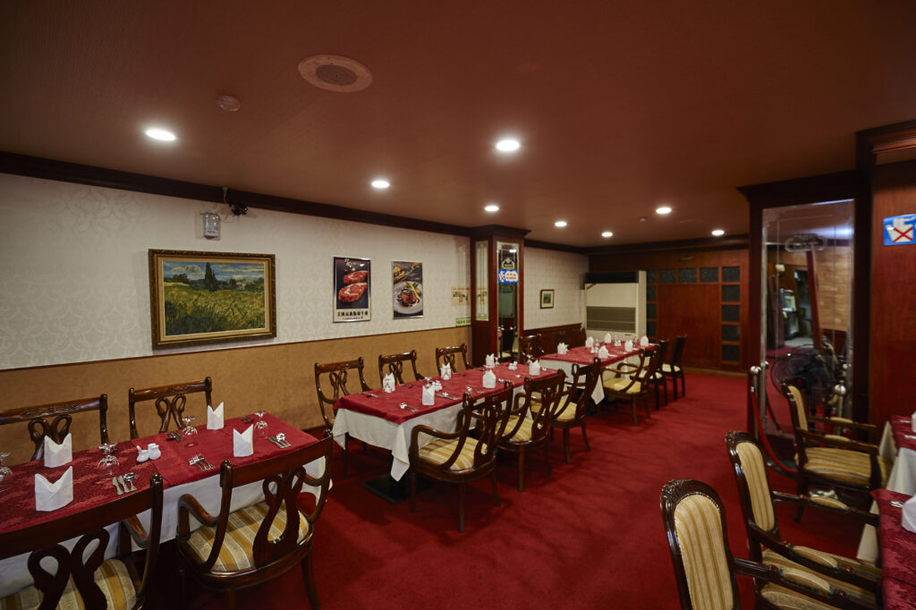 2019高雄餐廳熱銷推薦,華友牛排館用餐環境