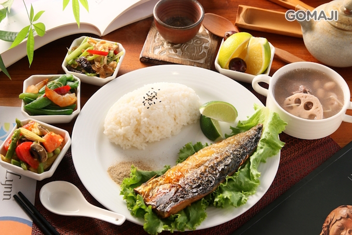 無己之凡生活空間+香煎挪威鯖魚