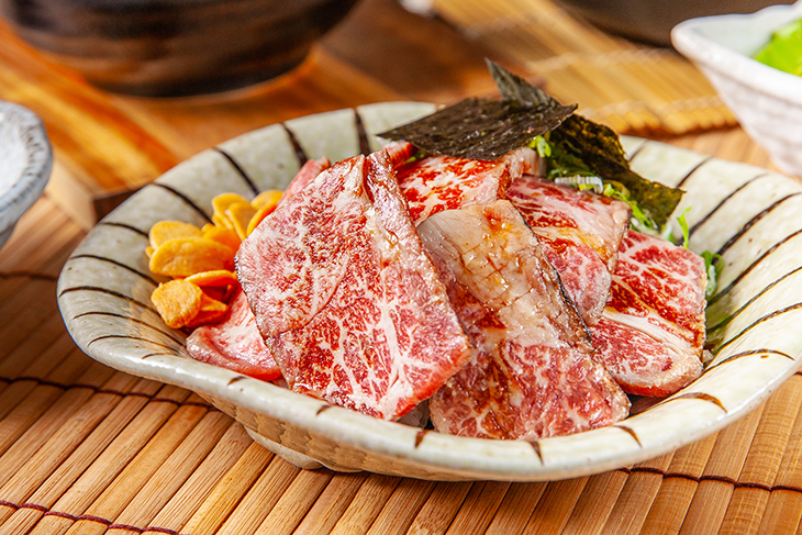  士林美食 餐廳推薦，筠芝和牛本舖日本A5和牛燒肉丼