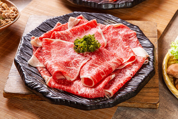 南港餐廳 推薦:潮肉壽喜燒吃到飽的美國安格斯黑毛牛後腿板肉