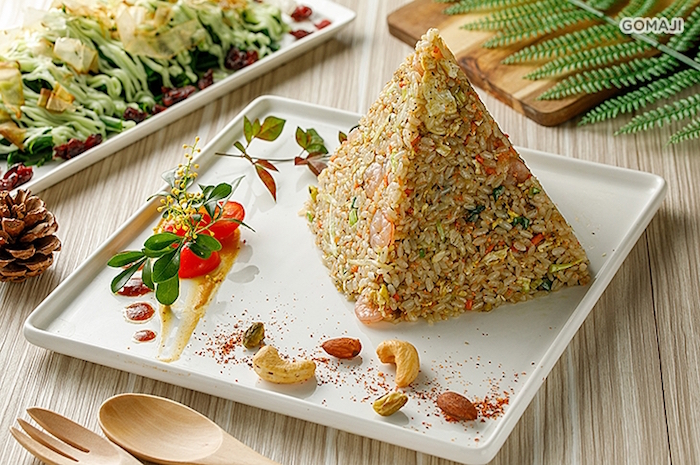 四爺 金字塔茶炒飯