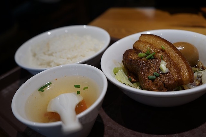 三重滷肉飯