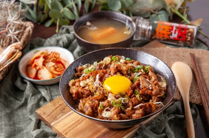 中和美食推薦,鋒食堂丼飯專門店牛丼