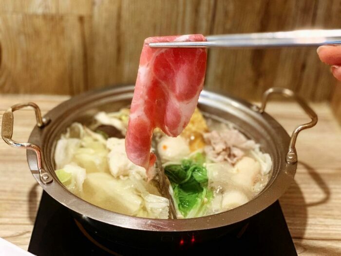 台中高鐵美食 推薦：藍象廷泰式火鍋