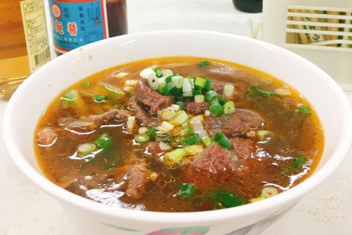 大寮美食 推薦：老楊四川牛肉麵