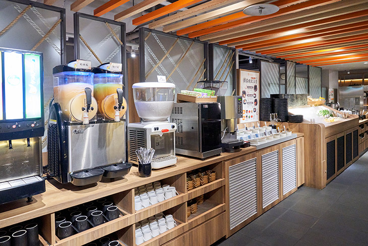 聚北海道昆布鍋 新型態概念店多了自助取餐區