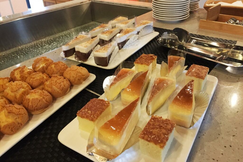 鈞怡大飯店 下午茶:甜點種類多樣
