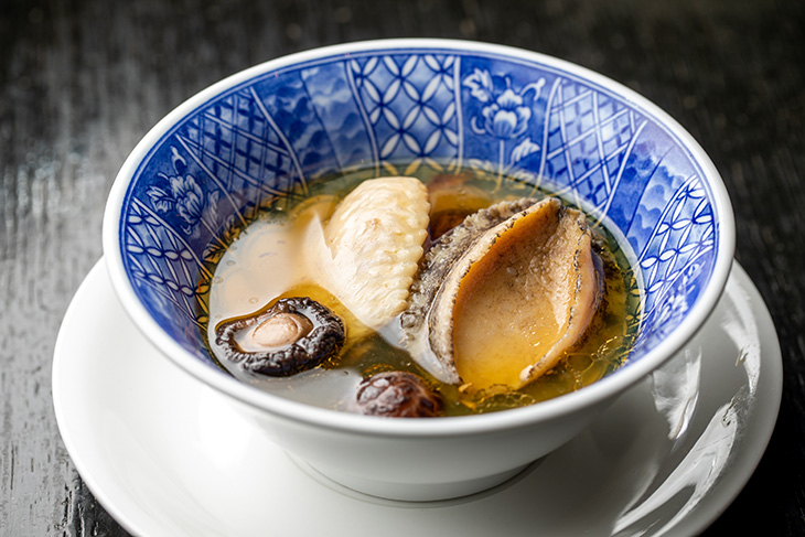 探索廚房 麻油鮑魚雞湯非拿不可