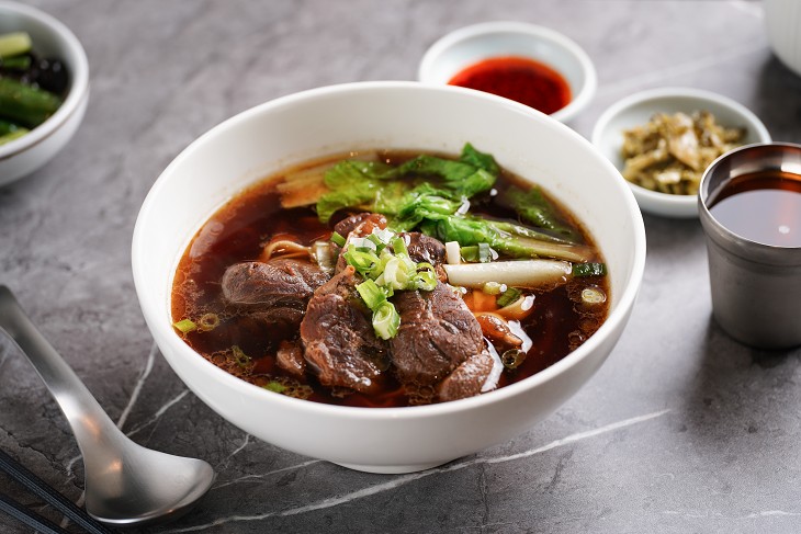 高雄中式料理 推薦：知花食間牛肉湯麵