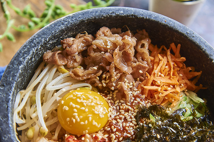 高雄韓國料理 推薦：韓珍饌複合式餐飲豬肉石鍋拌飯