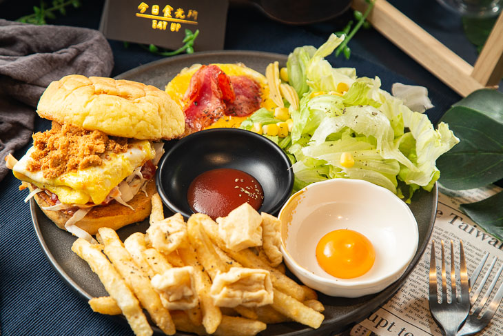 台中早午餐 推薦:今日食光所甜在心菠蘿圓盤