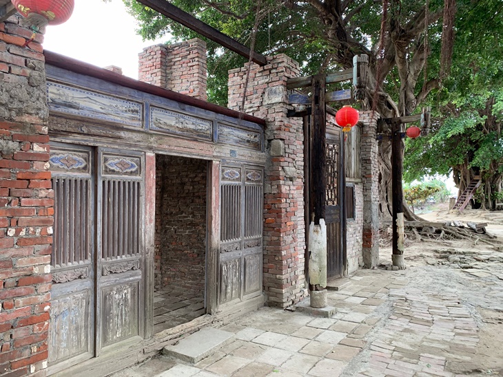 春節旅遊 景點推薦：台南 老塘湖藝術村造景