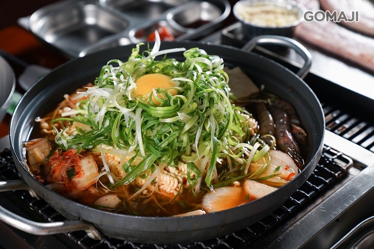 VEGE TEJIYA 菜豚屋(高雄左營店)