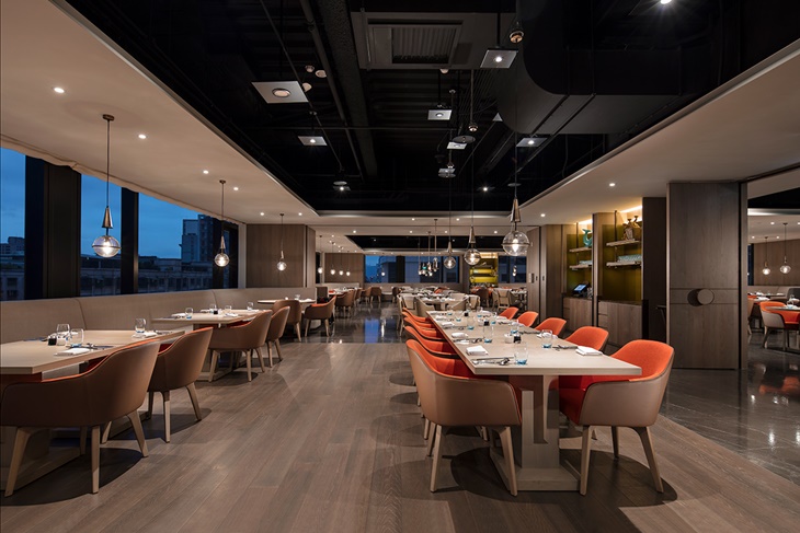 情人節餐廳 推薦：台北新版希爾頓酒店悅市集用餐空間