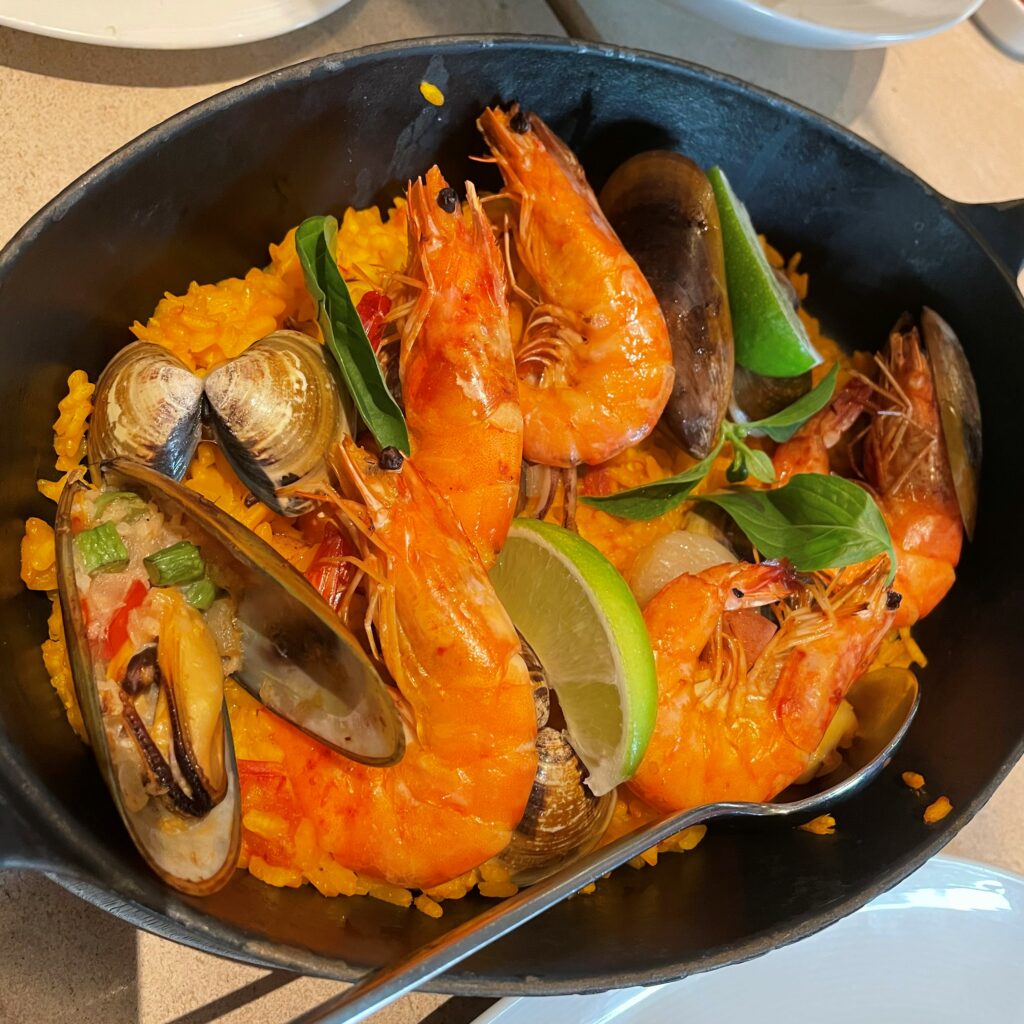 誠品行旅 餐點推薦：西班牙番紅花海鮮飯