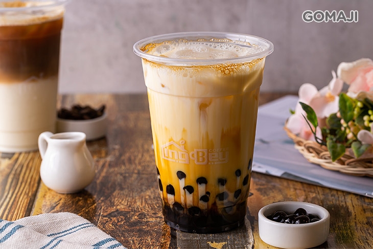 拎杯咖啡