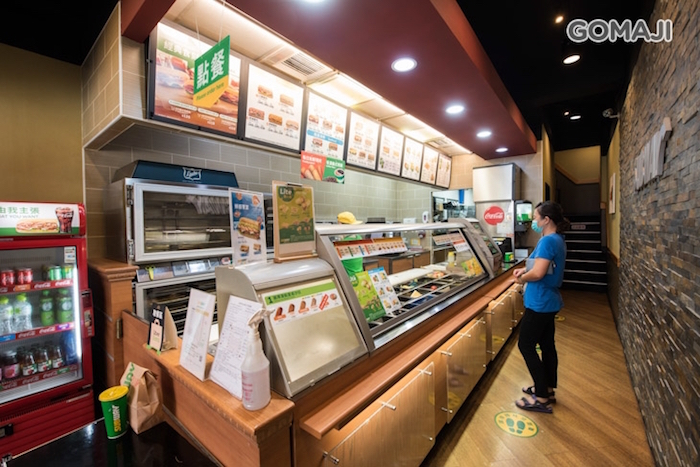 SUBWAY 台南東寧店環境