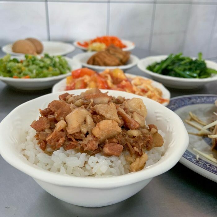新興區小吃推薦 郭家肉燥飯