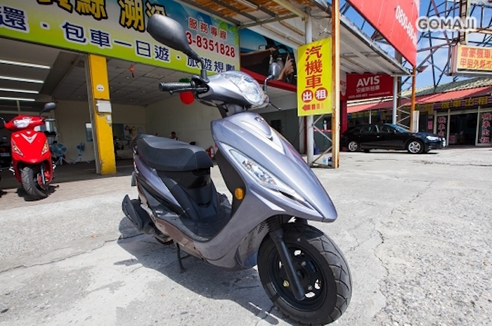 鼎峰機車出租