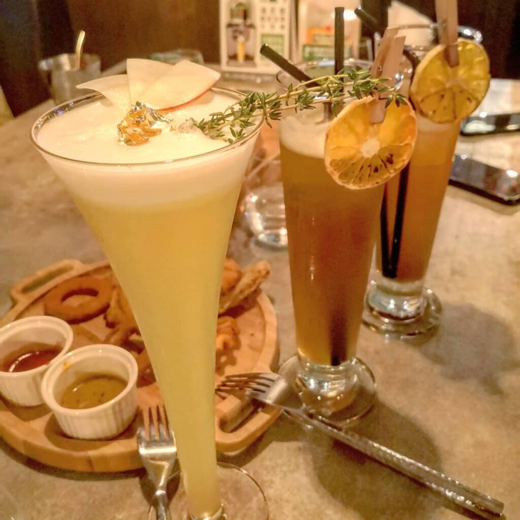 F&Bar廢吧餐酒館
