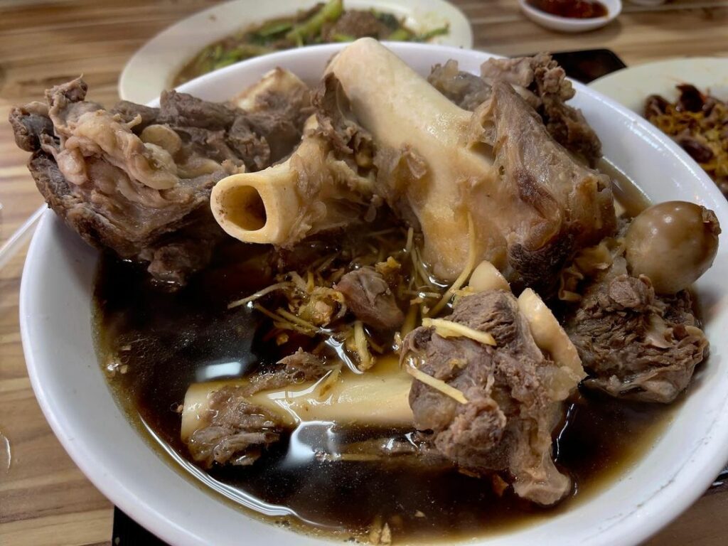 源坐羊肉店
