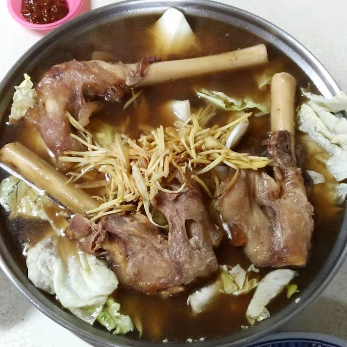 呂記正宗岡山羊肉爐