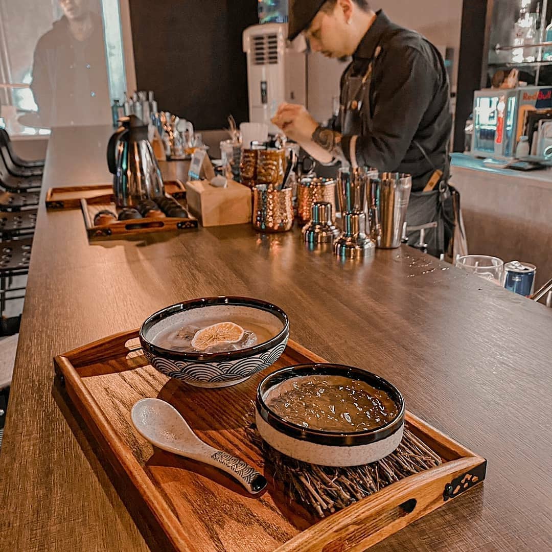 Tender Cocktail Bar