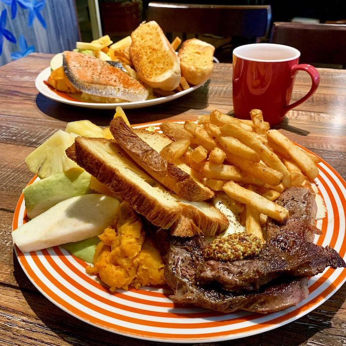 Wa Cow Brunch