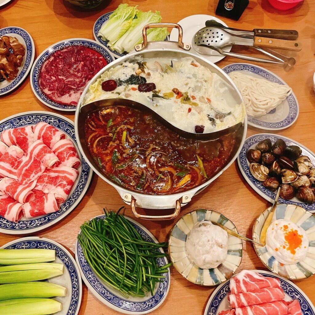 貢鍋共鍋麻辣火鍋店