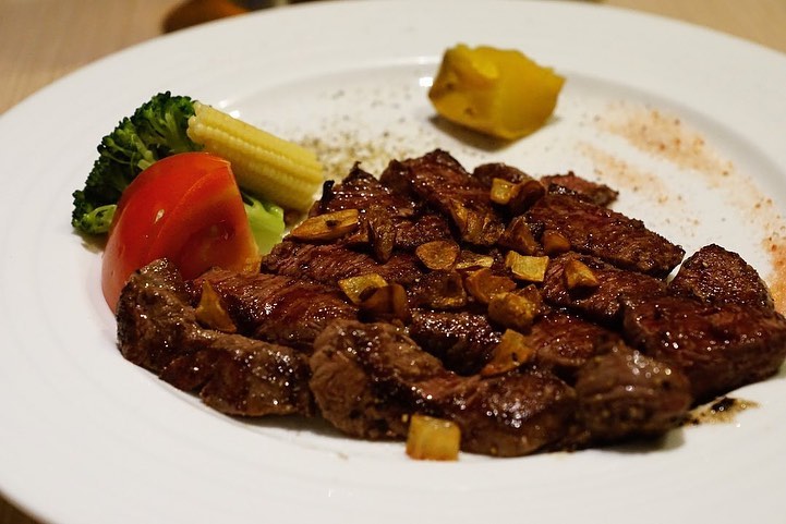 CACHETTE 藏.鉄板料理