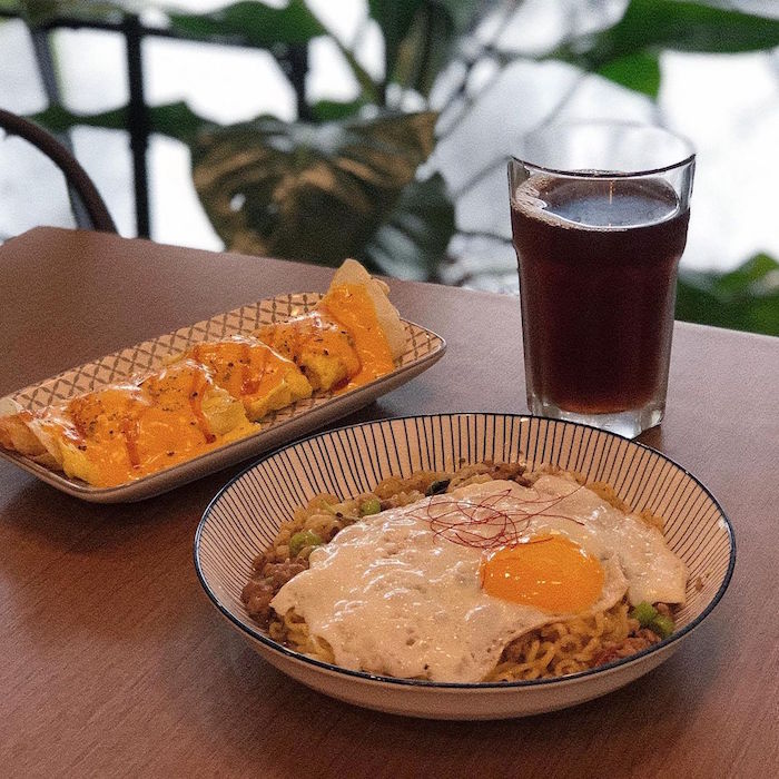 铁支路早午餐Kbar Brunch
