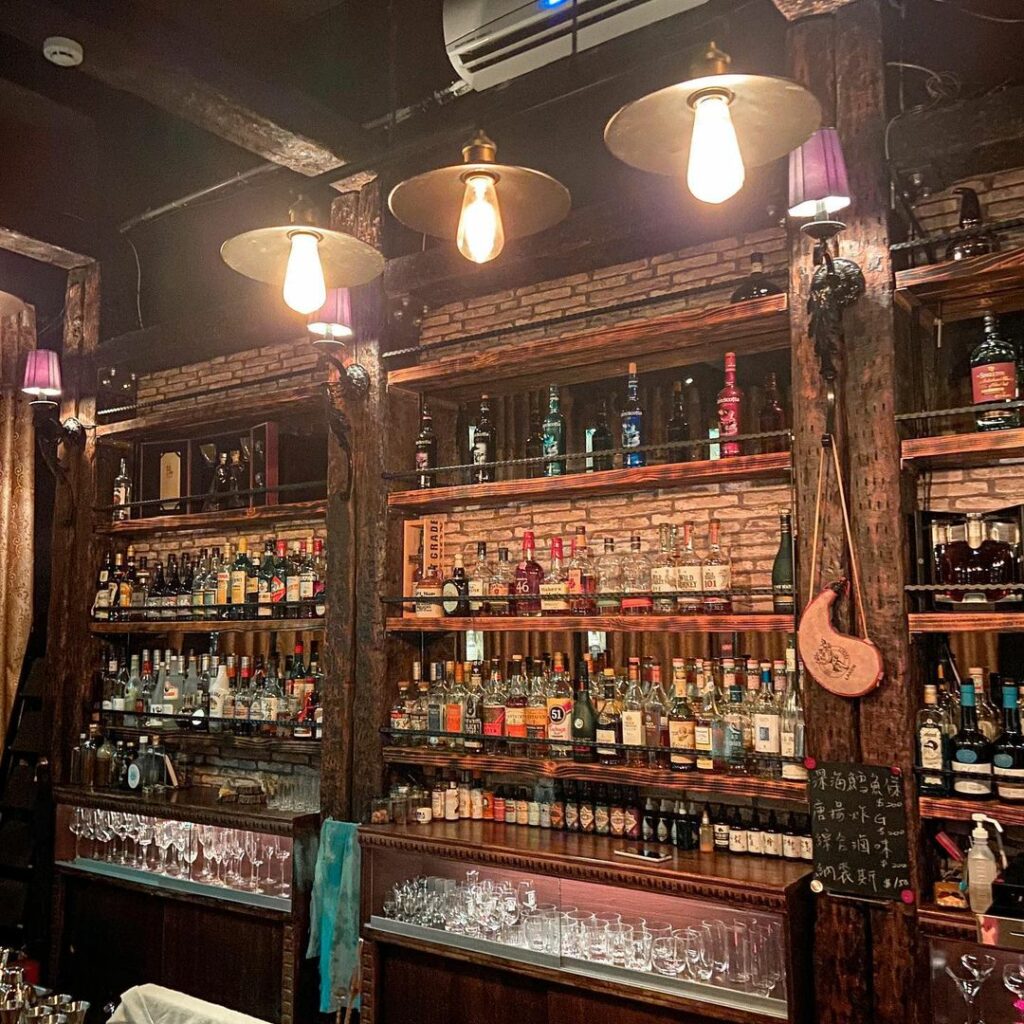Bar 藏