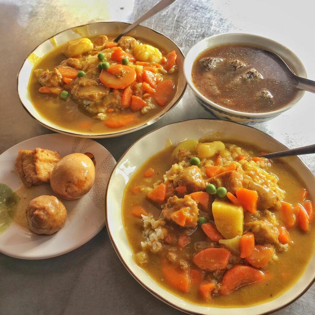 台南咖哩 阿娟咖哩飯鴨肉羹