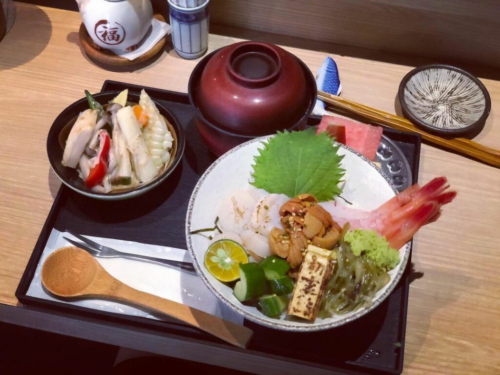 初衷鮨