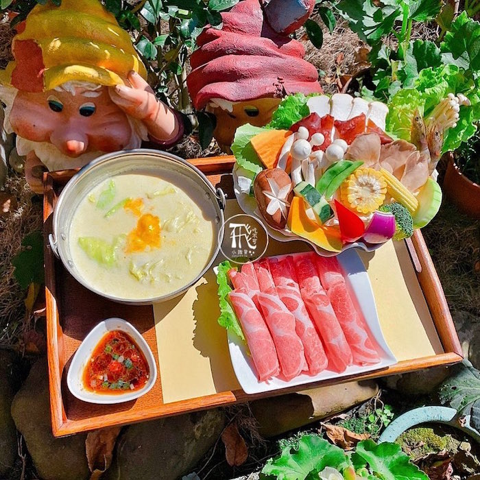 敲敲話咖啡美食館