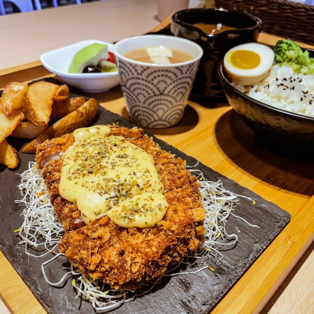 咱們小時ㄏㄡˋ親子餐廳