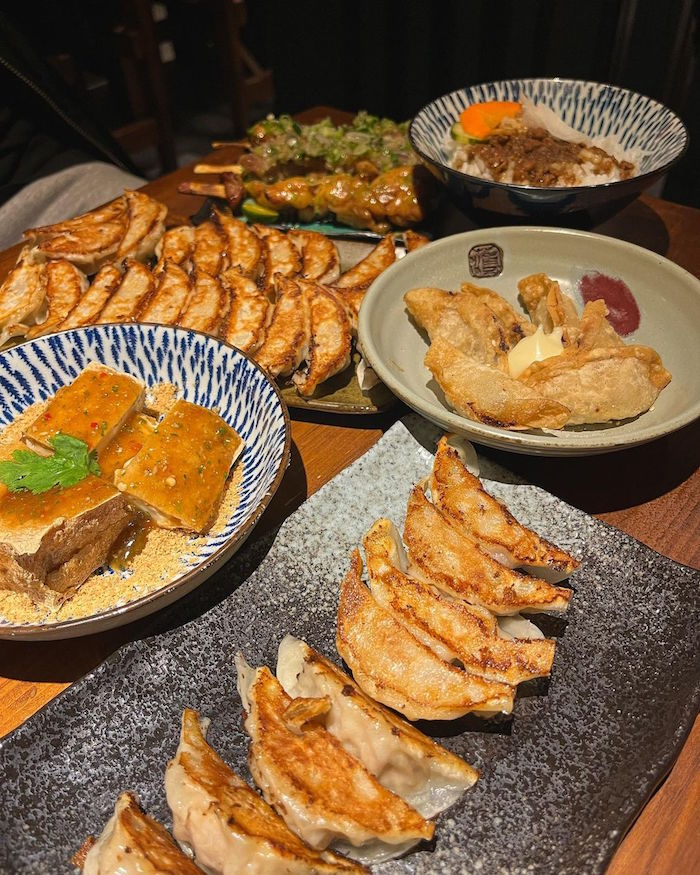 阿薄郎薄皮餃子台式小酒館