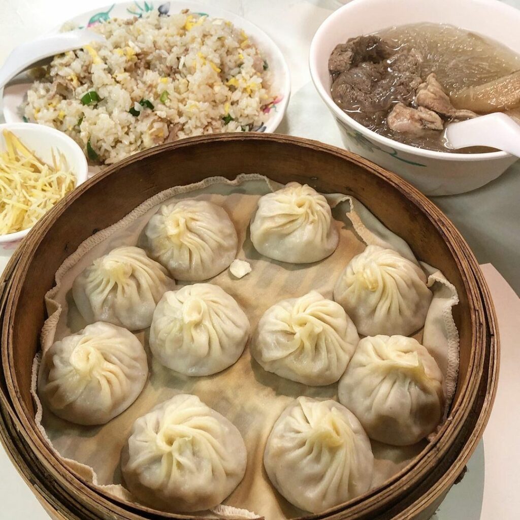 冠京華