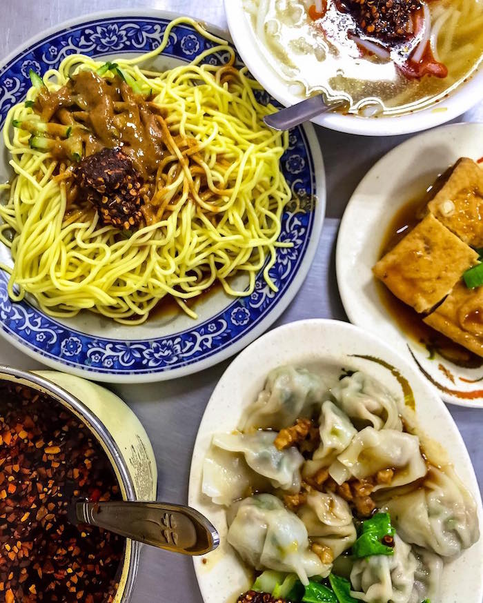 闞記涼麵