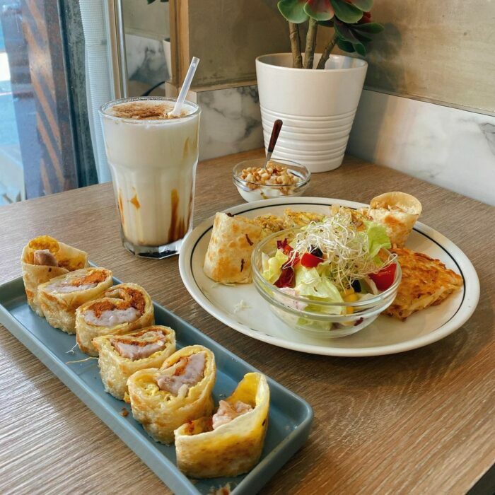 丄青初食