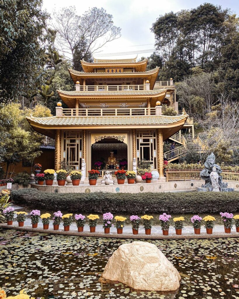 龍王金殿