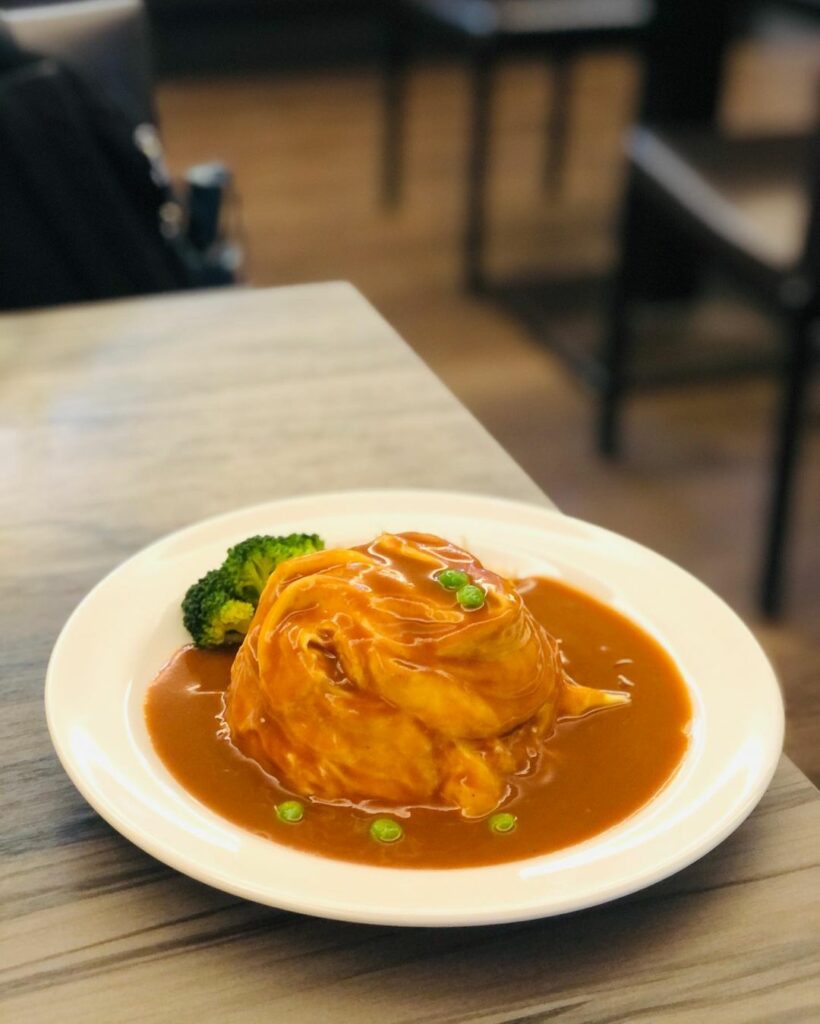 橫濱蛋包飯
